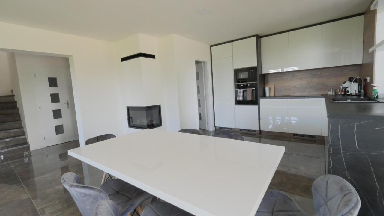 Apartmanovy Dom Ziar S Virivkou A Saunou Екстериор снимка
