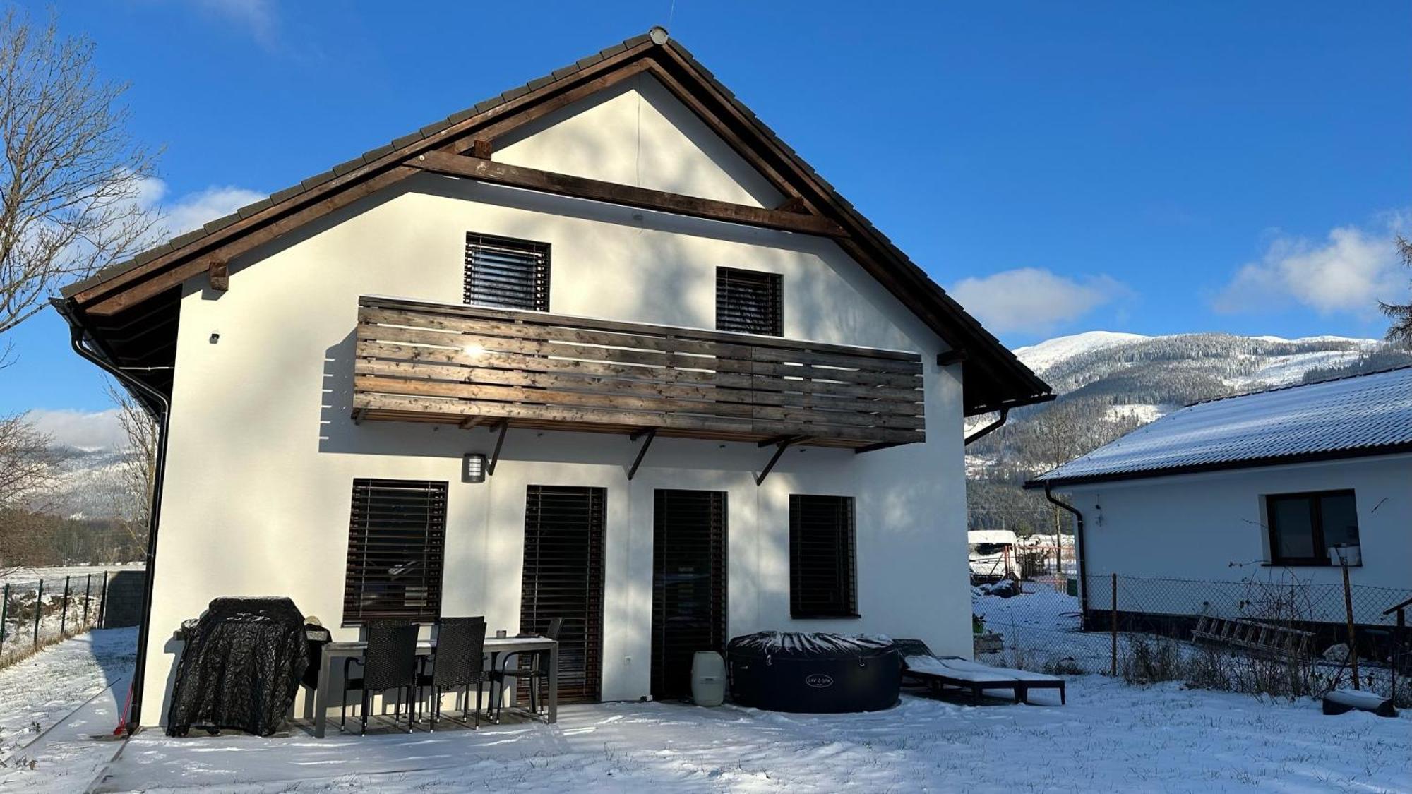 Apartmanovy Dom Ziar S Virivkou A Saunou Екстериор снимка